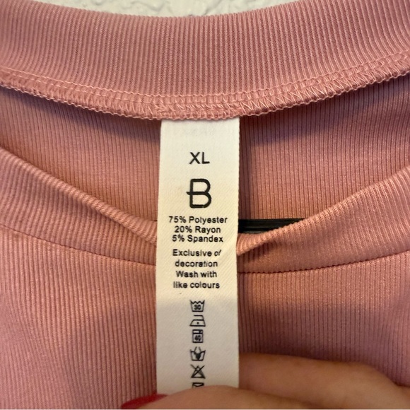 Pink Bodysuit with Ruffled Sleeves XL B - Picture 7 of 9